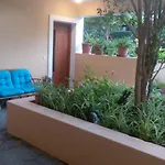 市场公寓 *