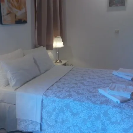 Marketos Apartment Svoronata