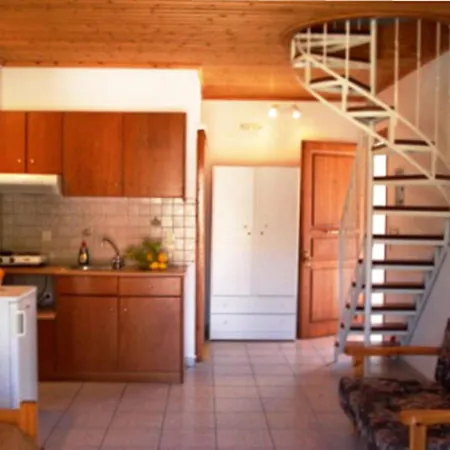 Apartament Marketos *