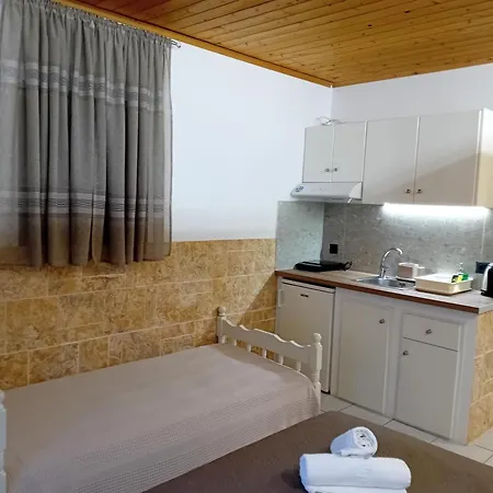 Apartament Marketos *