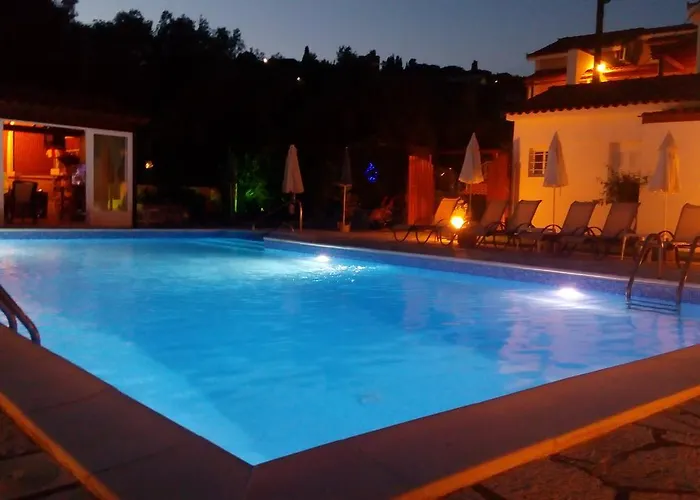 Apartament Marketos *